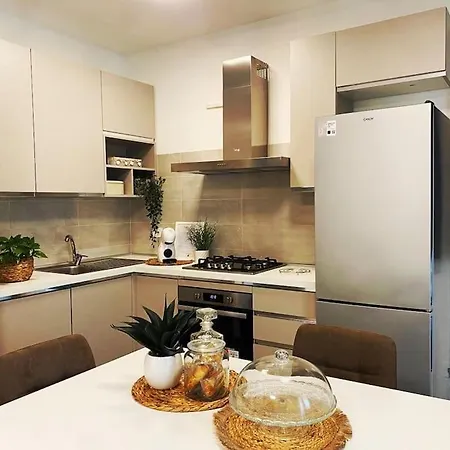 Seabreezeguesthouse Relax&business Apartment